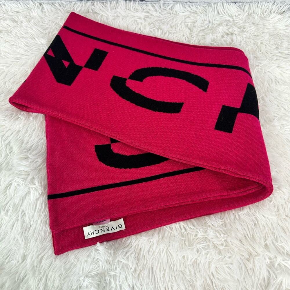 #GIVENCHY Off Center Logo Scarf Fuschia NEW - Picture 8 of 8